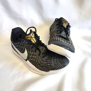 Nike Mamba Instinct Athletic Shoes Gold Silver size 8